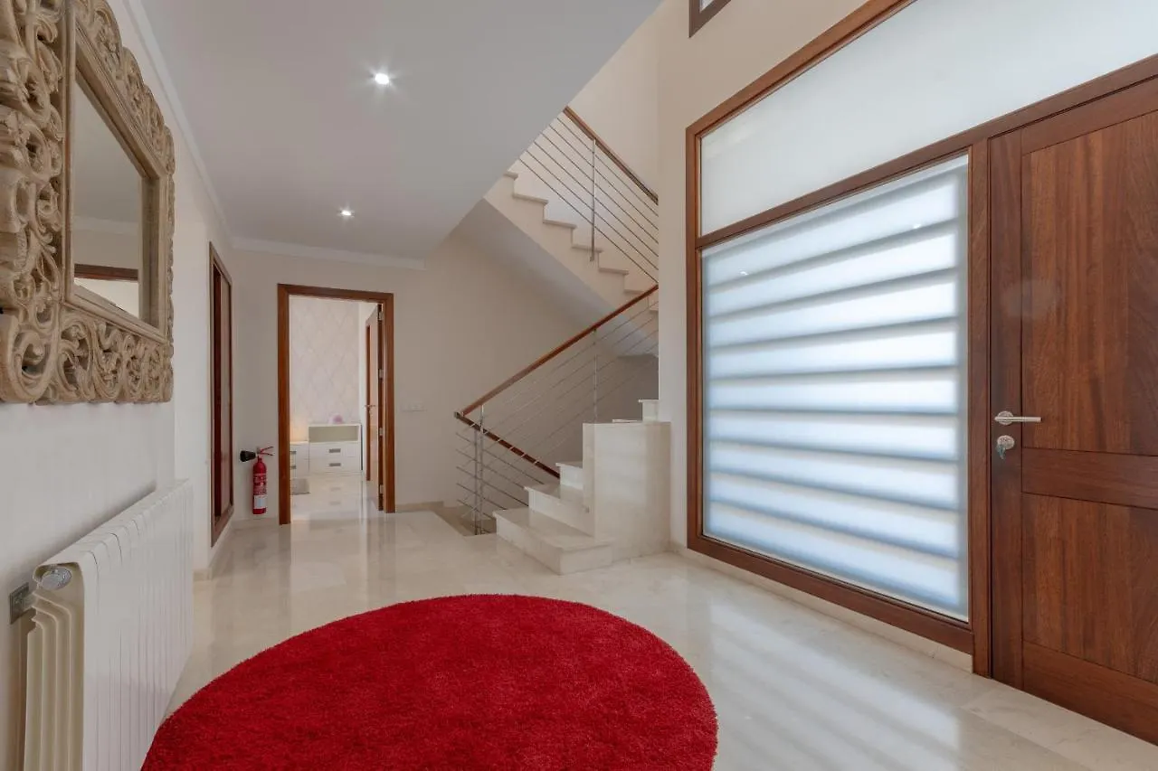 Villa Es Sequer María de la Salud 0*,